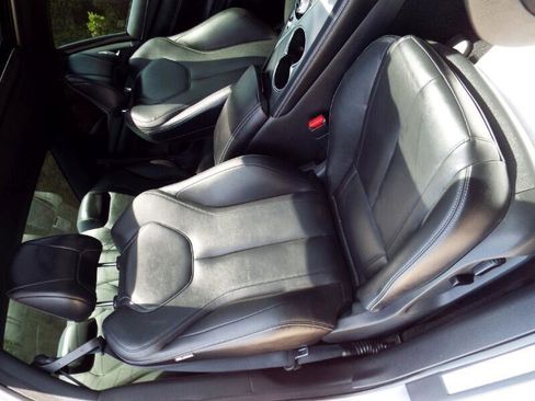 Used 2017 INFINITI Q60 3.0t image 18