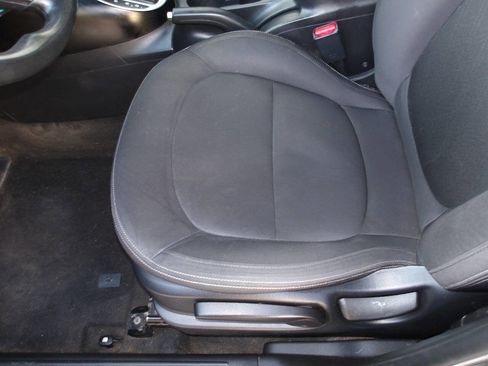 Used 2015 Kia Soul image 17