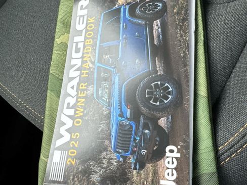 Used 2025 Jeep Wrangler Sahara w/ Safety Group image 26