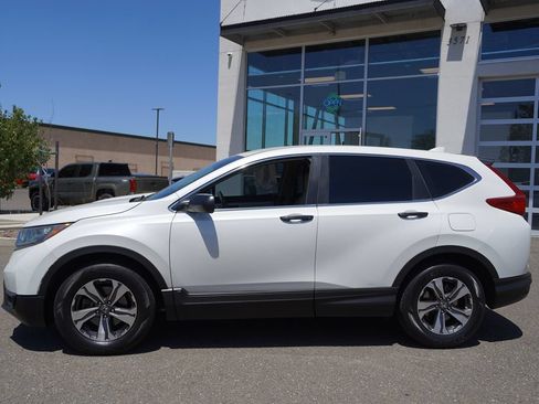 Used 2017 Honda CR-V LX image 3