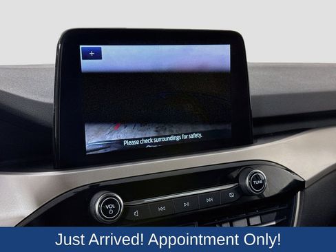 Used 2020 Ford Escape SE FWD image 15