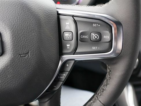 New 2026 RAM 1500 Laramie AWD/4WD image 32