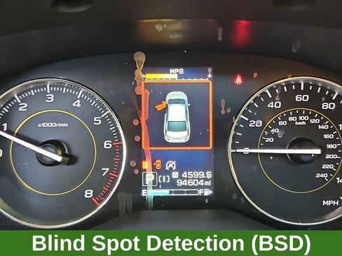 Used 2022 Subaru Crosstrek 2.5i Sport w/ Moonroof Package image 13