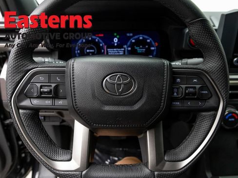 Used 2026 Toyota Tacoma TRD Off-Road AWD/4WD image 10