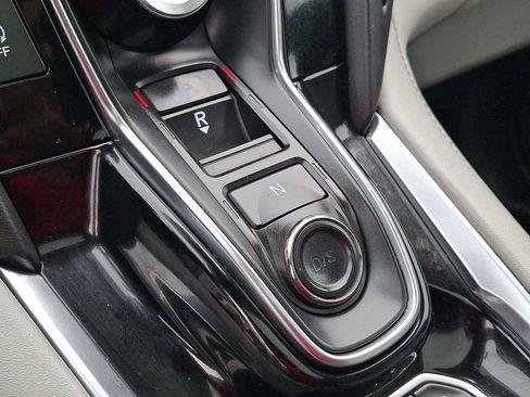 Used 2019 Acura RDX AWD w/ Technology Package image 16