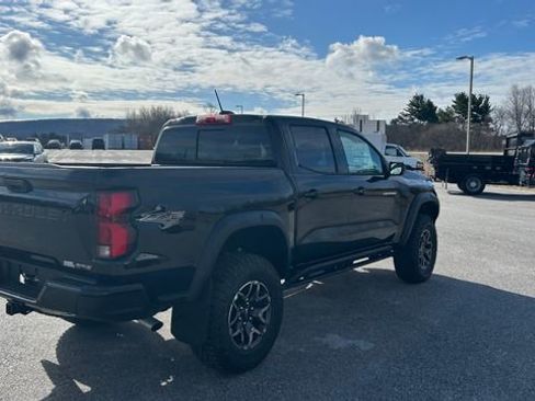 New 2026 Chevrolet Colorado ZR2 AWD/4WD image 3