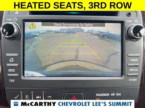 Used 2017 Chevrolet Traverse LT w/ Style and Technology Package image 11