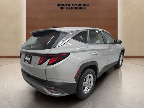 New 2026 Hyundai Tucson SE image 6