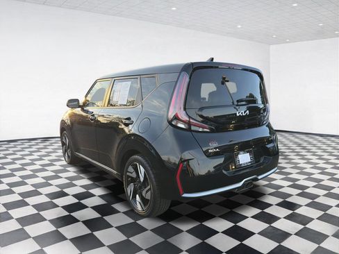 Used 2023 Kia Soul GT-Line FWD image 7