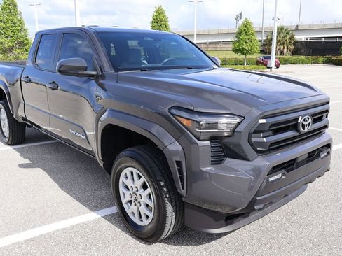 Certified 2025 Toyota Tacoma SR5 image 6