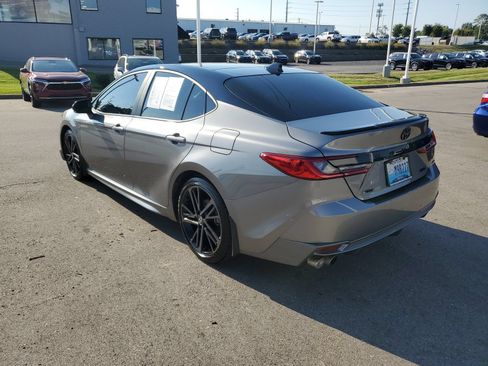 Used 2025 Toyota Camry XSE FWD image 3
