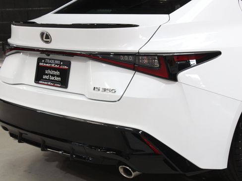 Used 2024 Lexus IS 350 F Sport RWD image 18