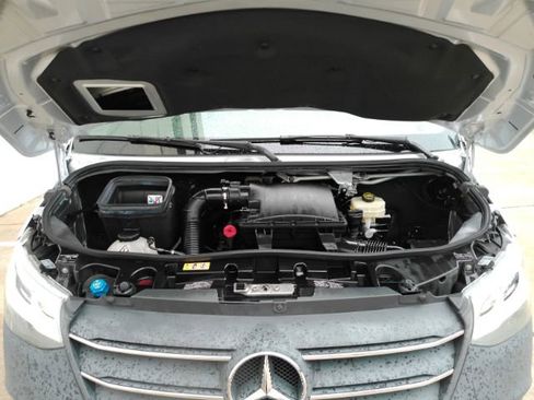 Used 2021 Mercedes-Benz Sprinter 3500 image 37