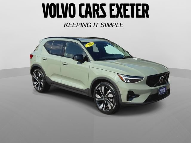 Certified 2024 Volvo XC40 B5 Plus w/ Protection Package Premier AWD/4WD image 2