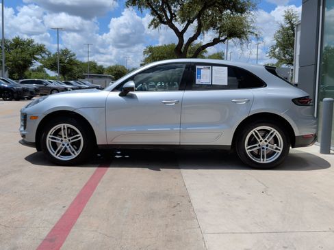 Used 2020 Porsche Macan AWD/4WD image 10