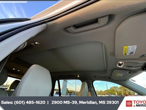 Used 2022 Volvo XC90 T6 Inscription w/ Advanced Package image 15