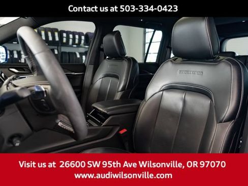 Used 2023 Jeep Grand Cherokee Overland AWD/4WD image 26