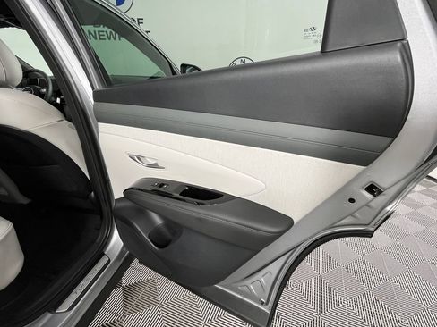 Used 2026 Hyundai Tucson Limited AWD/4WD image 25