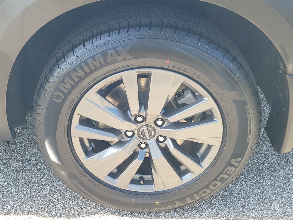 Certified 2023 Nissan Pathfinder SV FWD image 9
