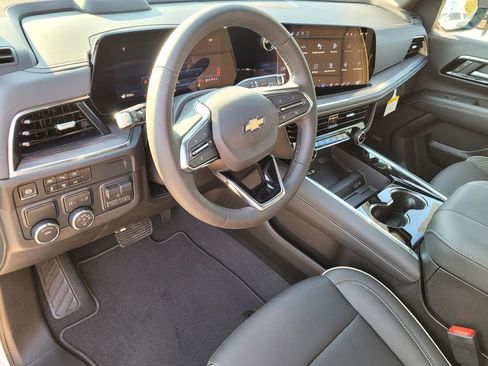 New 2026 Chevrolet Suburban Premier w/ Sun And Tow Package image 18