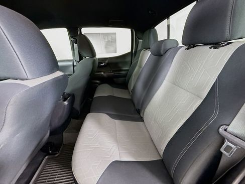 Certified 2023 Toyota Tacoma TRD Off-Road w/ Black Out Package (TMS) AWD/4WD image 25