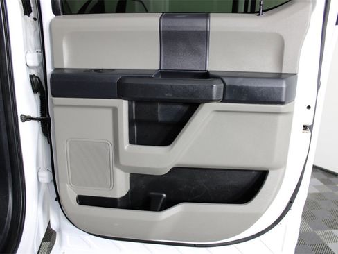 Used 2022 Ford F350 XL w/ Power Equipment Group image 31