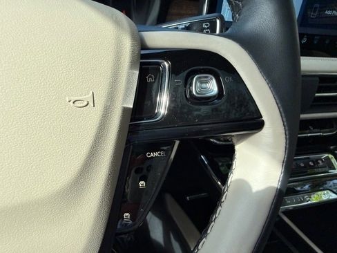 New 2025 Lincoln Corsair Grand Touring w/ Equipment Group 301A image 28