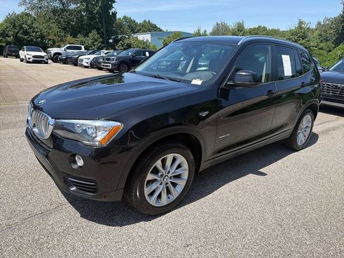 Used 2017 BMW X3 xDrive28i AWD/4WD image 3