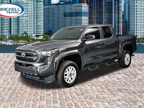 Used 2025 Toyota Tacoma SR RWD image 3