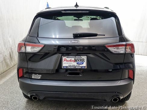 Certified 2022 Ford Escape SEL w/ SEL Stealth AWD Package image 6