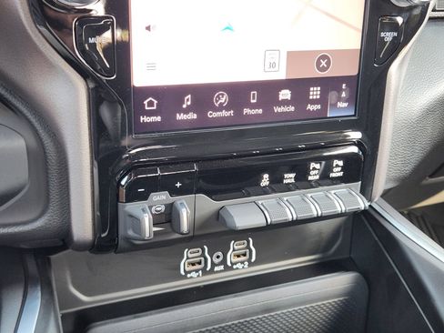 New 2026 RAM 2500 Lone Star AWD/4WD image 19