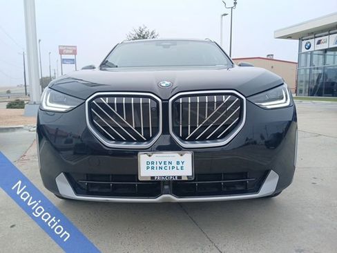 Certified 2025 BMW X3 xDrive30i w/ Premium Package image 2
