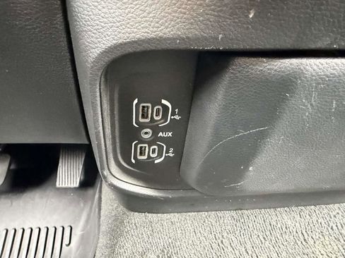 Used 2022 RAM 1500 Big Horn AWD/4WD image 29