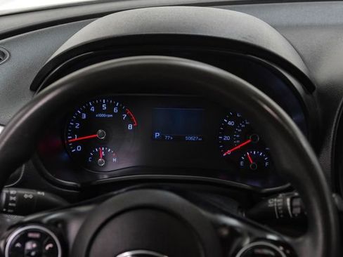 Used 2021 Kia Soul LX image 19