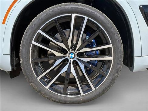 New 2026 BMW X5 xDrive40i AWD/4WD image 10