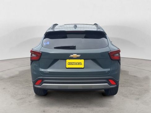 Certified 2026 Chevrolet Trax LT FWD image 3