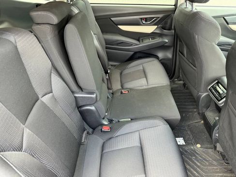 Used 2019 Subaru Ascent Premium AWD/4WD image 17
