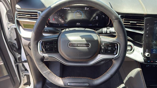 Used 2023 Jeep Grand Wagoneer Series III AWD/4WD image 15