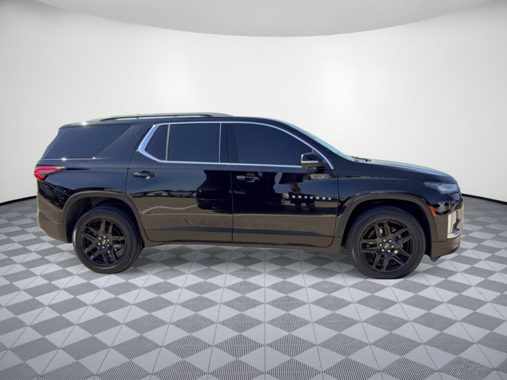 Used 2023 Chevrolet Traverse LT FWD image 8