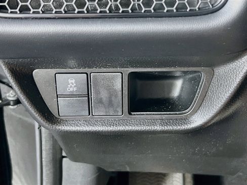 Used 2023 Honda HR-V EX-L image 10