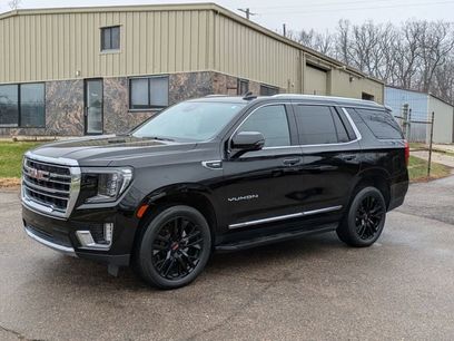 Used 2023 GMC Yukon SLT w/ SLT Premium Package