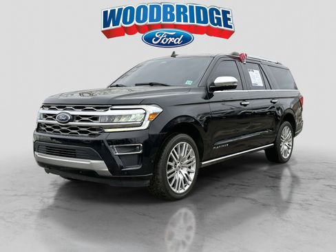 Used 2024 Ford Expedition Max Platinum image 2
