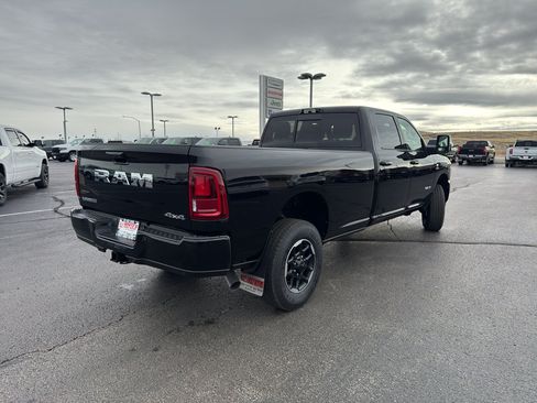 New 2026 RAM 2500 Laramie AWD/4WD image 5