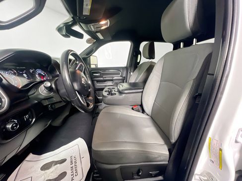 Used 2024 RAM 3500 Big Horn image 14