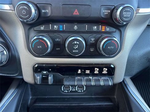 Used 2021 RAM 1500 Laramie image 22