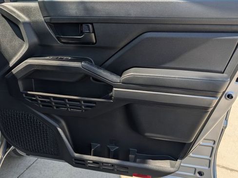 Used 2024 Toyota Tacoma SR5 image 6