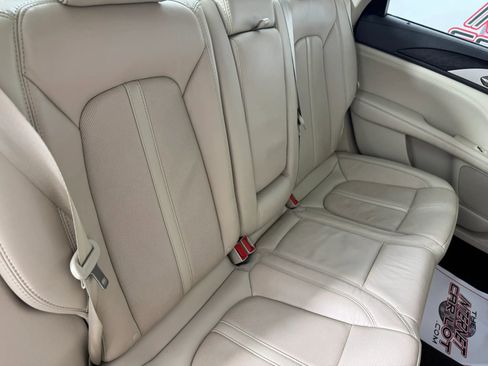 Used 2020 Lincoln MKZ Reserve FWD image 41
