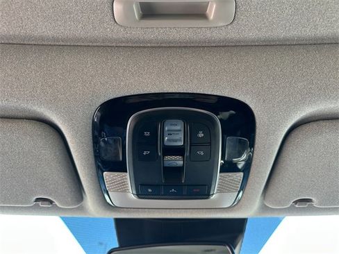 Used 2021 Hyundai Palisade Limited image 27