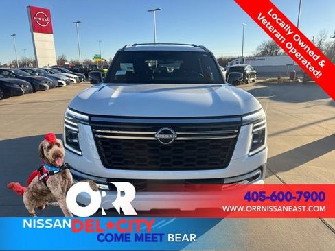 New 2026 Nissan Armada SL w/ Captain's Chari Seat Package AWD/4WD image 9
