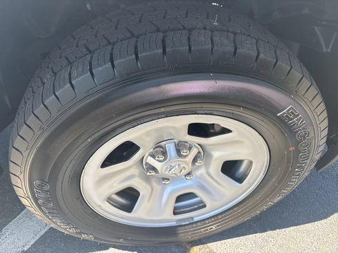 Used 2022 RAM 1500 Tradesman AWD/4WD image 10